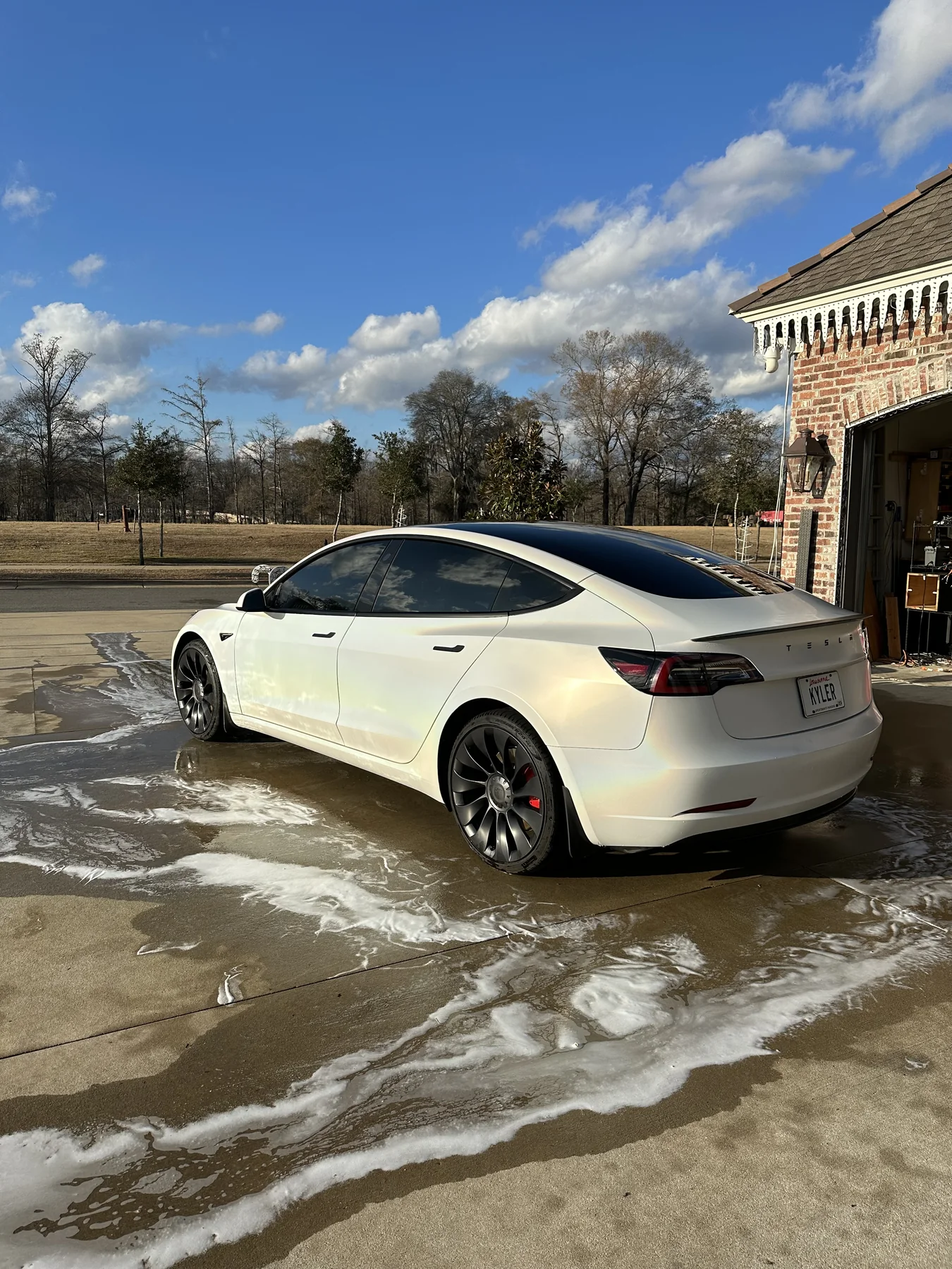 Pearlescent white Tesla Model 3